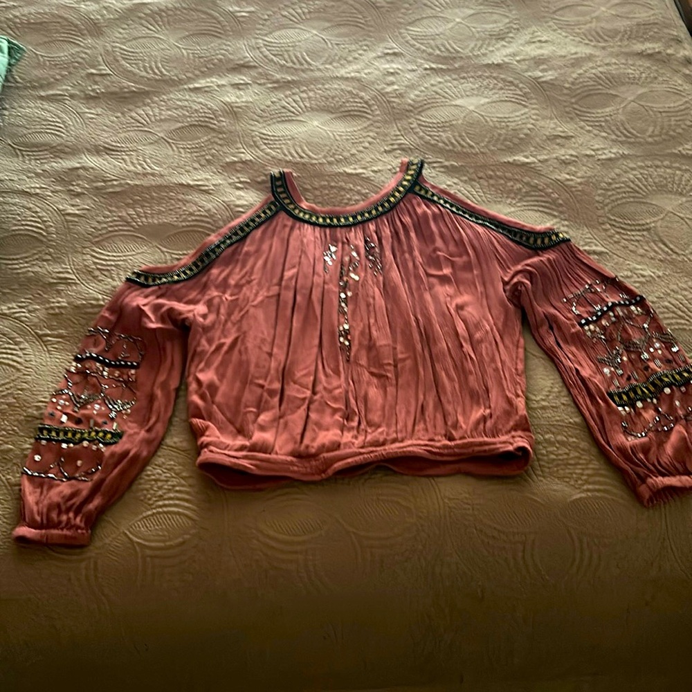 Free people beaded light rust Open shoulder Top  size S